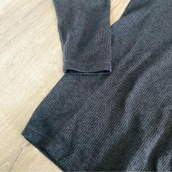 Detroit Red Wings NHL Hockey 1/4 Zip Long Sleeve Gray Thermal Sweater Mens XL - Picture 6 of 10